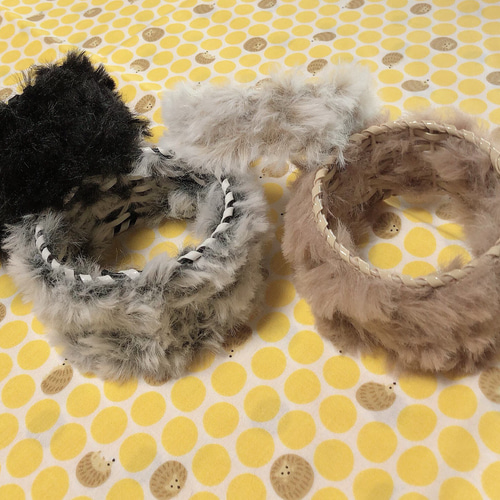 ふわふわ もこもこ ファーバングル ブレスレット バングル・リスト