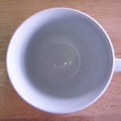 青白磁たて線彫りマグカップ 3枚目の画像