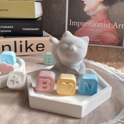 Maneki-neko with 3 Alphabet Aroma Stone Set 第8張的照片