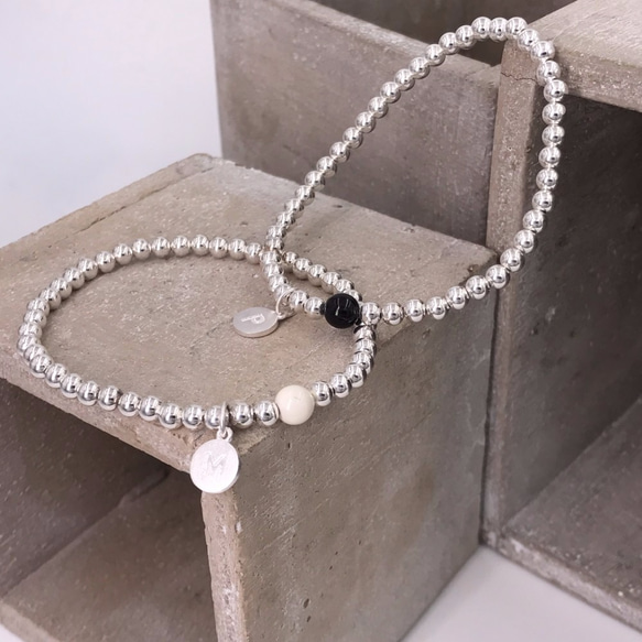 B10004(WHITE/ADULT) Initial Silver 925 Bracelet 第2張的照片