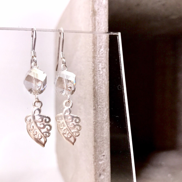 E41011(GREY) Leaves Silver 925 & Swarovski Crystal Earring 第1張的照片