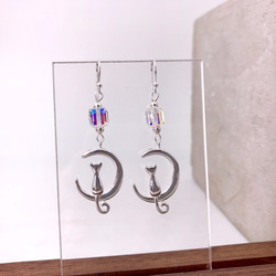 E41007 Cat in Moon Silver 925 & Swarovski Crystal Earrings 第3張的照片