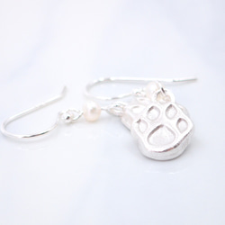 E31036 Cutie Dog Paw Silver 999 , 925 & Pearl Earrings 第4張的照片