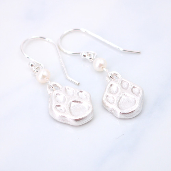 E31036 Cutie Dog Paw Silver 999 , 925 & Pearl Earrings 第6張的照片