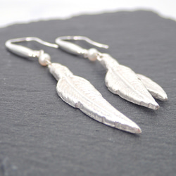 E31035 Feather Silver 999 , 925 & Fresh Water Pearl Earrings 第7張的照片