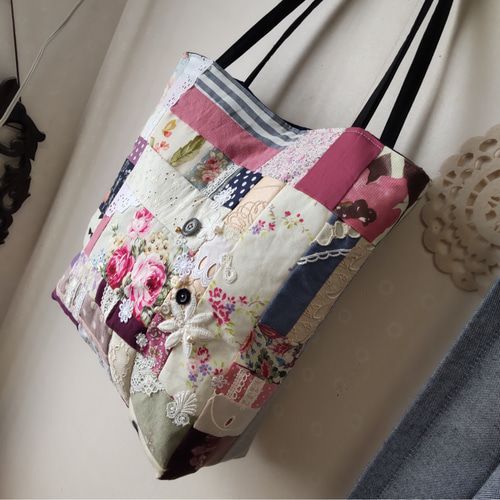 送料無料＊＊ランダムパッチワーク トートバッグ ピンク トートバッグ