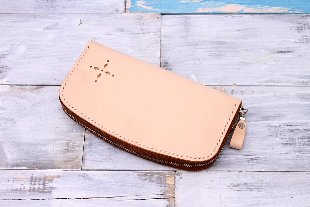 【名入れ】牛革手作りファスナー長財布