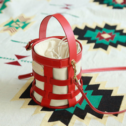 「帆布×革の組み合わせ」籠のような形のショルダートートバッグ 巾着袋 肩掛け 鞄 2枚目の画像