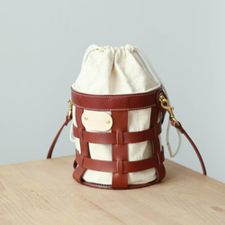 “帆布與皮革的組合” 籃子形狀的單肩托特包 抽繩包 單肩包 第6張的照片