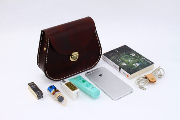 牛革手縫い レザーショルダーバッグ サドルバッグポシェット（ミニサイズ） 6枚目の画像