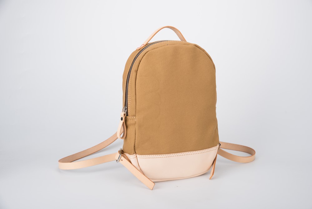 キャンペーン中！　帆布+本革手作りのクラシックリュックサック【小さい】