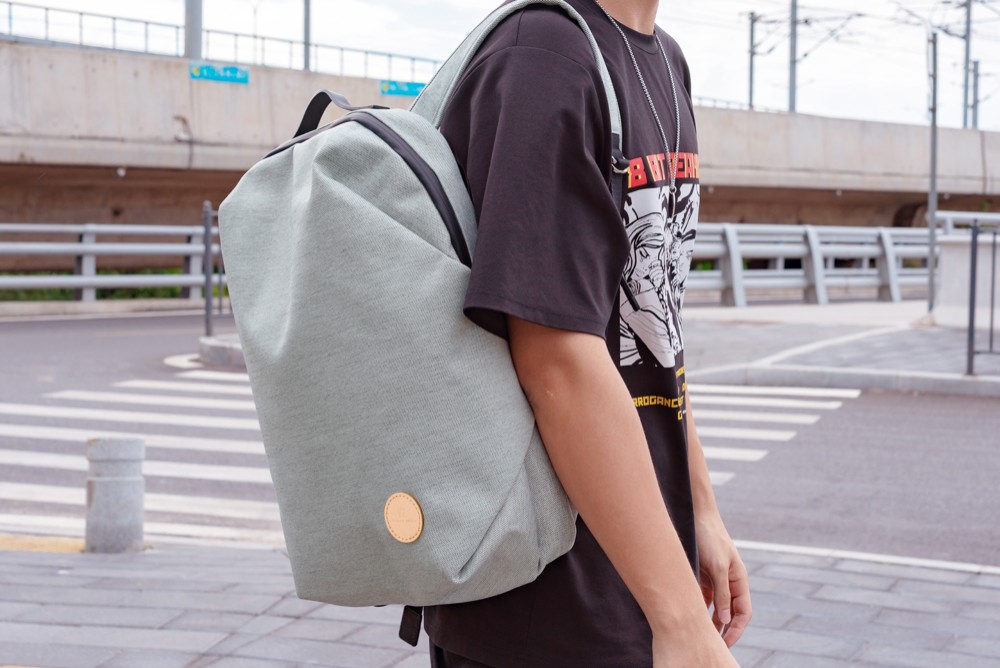 新商品 kimono本革手作りのクラシックリュックサック