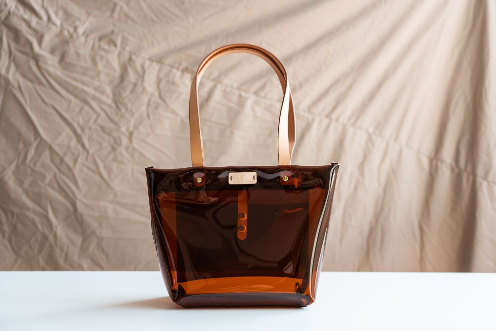 透明PVCと牛革の夏バッグ - 軽やかな夏用トートバッグ＆ショルダーバッグ