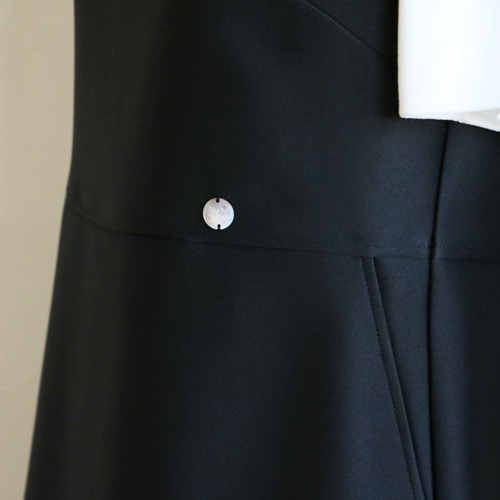 完売です！】マットダブルサテン ジャンパースカート【ブラック  