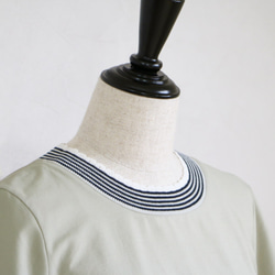 【大人穿也好看的夏裝！ 】 邊領腰部絲帶棉質連衣裙【灰綠x海軍藍】 第10張的照片