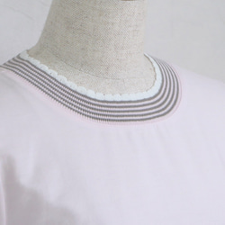 已經賣完了！ [穿著舒適、順滑◎] 邊領腰部緞帶棉質洋裝 [粉紅 x 灰褐色] 第7張的照片