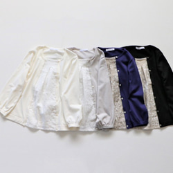 [售罄]使用亞麻刺繡面料的日本紙質夏季針織套衫（淺灰色）[日本製造] [免費送貨] 第8張的照片