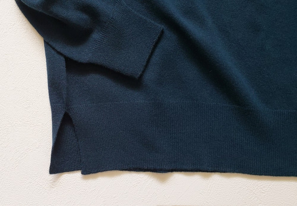 [售罄] [喬利·米尼翁] V領開叉套衫[深綠色] [日本製造] [免費送貨] 第5張的照片