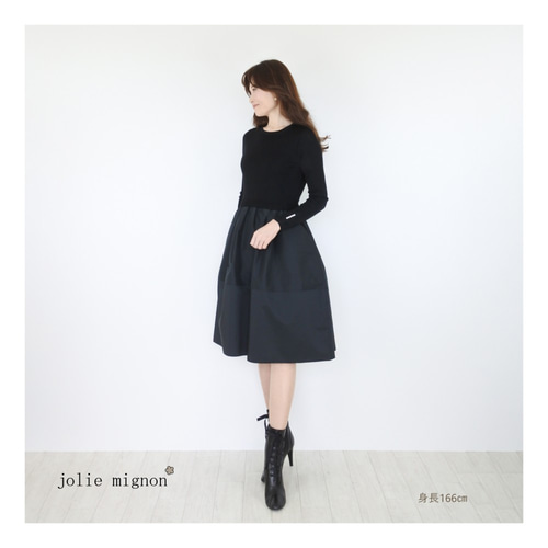 美品✨️ jolie mignon 袖口パール ニットドッキングワンピース 美品✨️ jolie mignon 袖口パール ニットドッキングワンピース パール