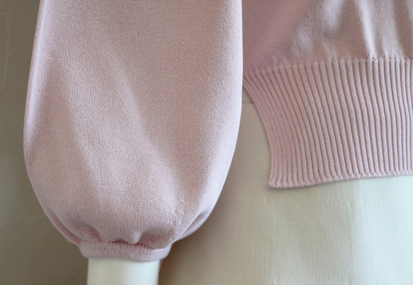[售罄] [喬利·米尼翁] [配飾]高領珍珠蓬蓬彈力套頭衫[粉紅色] 第5張的照片