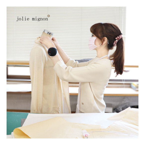 【立體泡泡袖設計！ 】【整衣】氣球套頭衫【米色】 第9張的照片