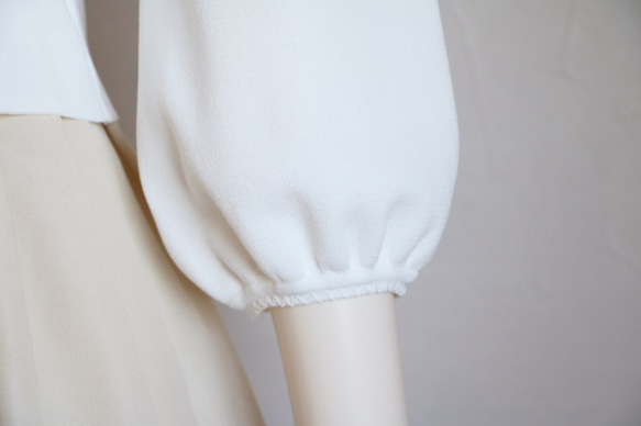 【售罄】【Jolly Mignon】珍珠泡泡袖短款開衫【白色】 第5張的照片