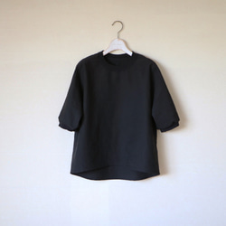售罄！ [舒適的天然材料！ ] 亞麻青年布泡泡袖襯衫 [黑色] 第5張的照片