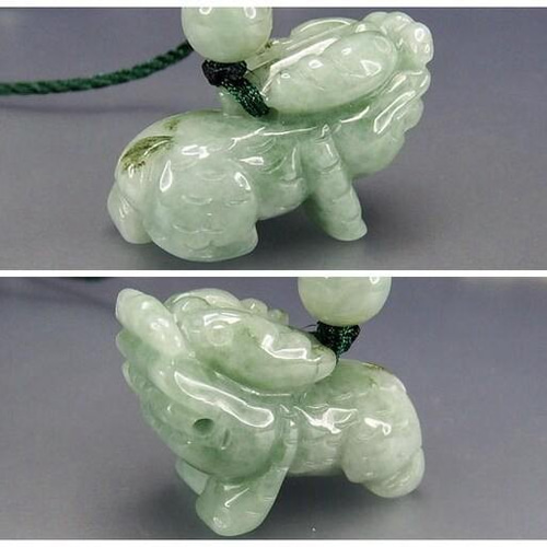 幸運麒麟キリン良質ひすいネックレス3D手彫り天然石本翡翠石街