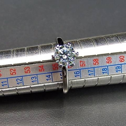 驚きの値段での商品をすべて モアッサナイト1ct銀925指輪15号プラチナメッキ強い輝きU0016石 プラチナ台