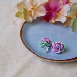 小藝毛siaoyimao・一邊一朵玫瑰花系列耳環/不鏽鋼耳針 第2張的照片