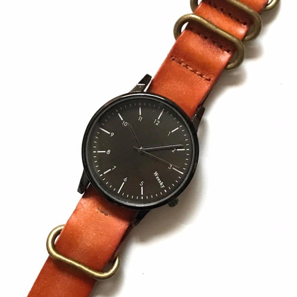 【長く使いたいあなたへ】レザー アンティーク 腕時計 メンズ レディース 兼用 　オレンジ　 2枚目の画像