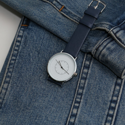 シンプル 腕時計 メンズ レディース 兼用　ホワイト× ネイビー　 1枚目の画像