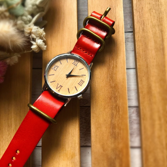 【温かみ溢れる木製腕時計】本革が肌に馴染む レザーウォッチ オレンジ　 腕時計  クリスマス プレゼントにも♪ 1枚目の画像