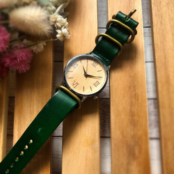 【温かみ溢れる木製腕時計】本革が肌に馴染む レザーウォッチ グリーン  腕時計  クリスマス プレゼントにも♪ 1枚目の画像