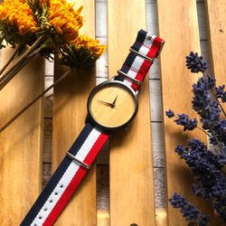 NATOタイプベルト【温かみ溢れる木製腕時計】ネイビー&ホワイト&レッド　腕時計 メンズ レディース　 1枚目の画像