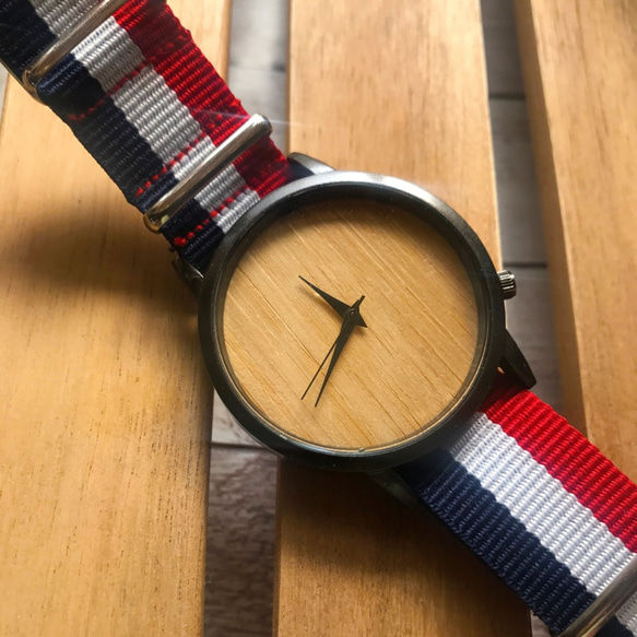 NATOタイプベルト【温かみ溢れる木製腕時計】ネイビー&ホワイト&レッド　腕時計 メンズ レディース　 2枚目の画像