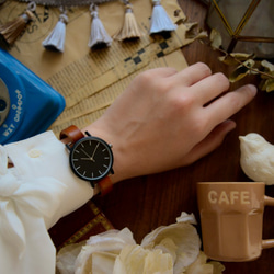 アンティーク調で可愛い腕時計　ライトブラウン レディース 革ベルト オシャレ 2枚目の画像