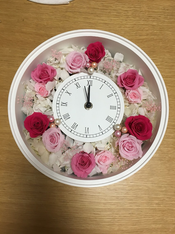 【送料無料】丸型ピンクの花時計♡ 2枚目の画像