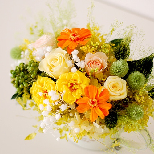 遅れてゴメンね♡母の日】元気なスマイルを運ぶ母の日アレンジ