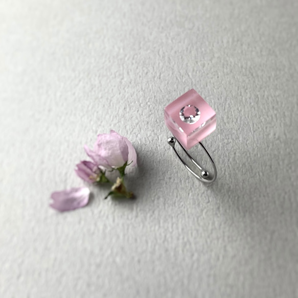 [特色] 櫻花色戒指、氧化鋯、簡單樹脂、銀色、禮物、生日禮物、婚禮 第4張的照片