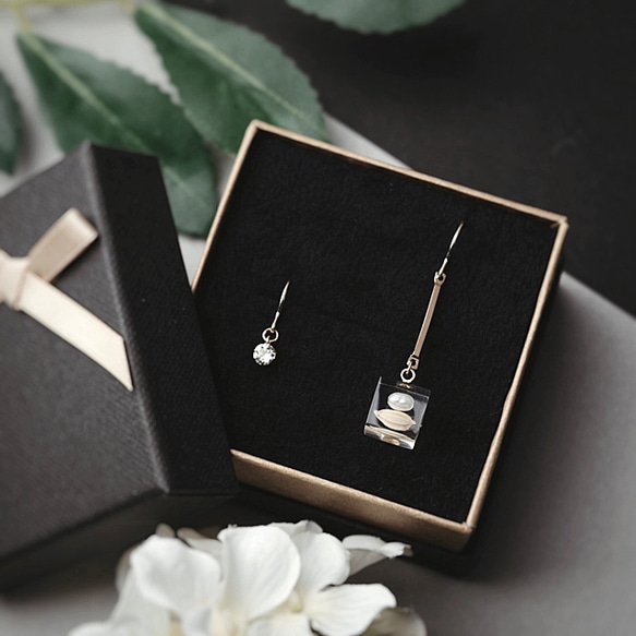 珍珠米和施華洛世奇耳環/耳環（結婚，被叫，生日石選擇，生日禮物，包裝） 第4張的照片