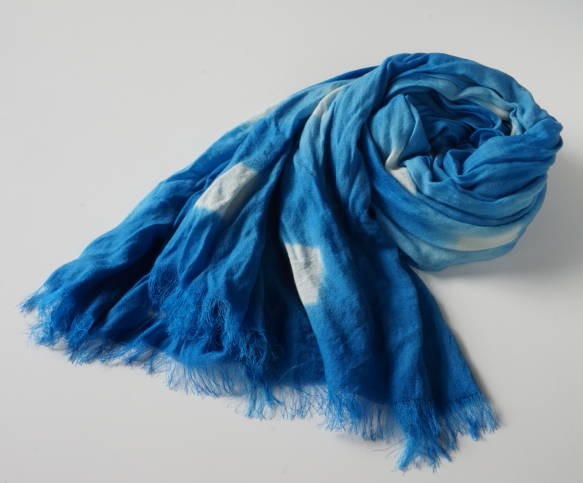 ｳｰﾙ80％　ｼﾙｸ20％  手染めストール　板締染め　WSITE002