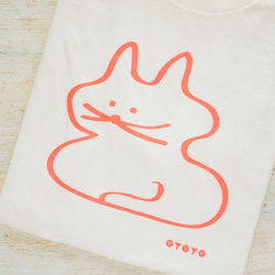 koubako-neko ねこ柄Tシャツ （アイボリー × ネオンカラー【Special Edition】） 2枚目の画像