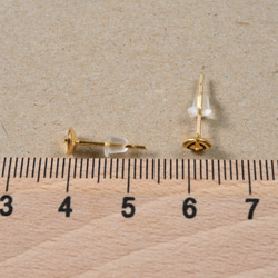(ss-00333)ステンレス 316L 5mm 芯立 台座カップ ピアス ゴールド×シリコンキャッチセット 20個 3枚目の画像