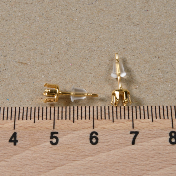 (ss-00373)ステンレス 316L 5mm 立て爪 石座 台座 ピアス ゴールド×シリコンキャッチセット 20個 3枚目の画像