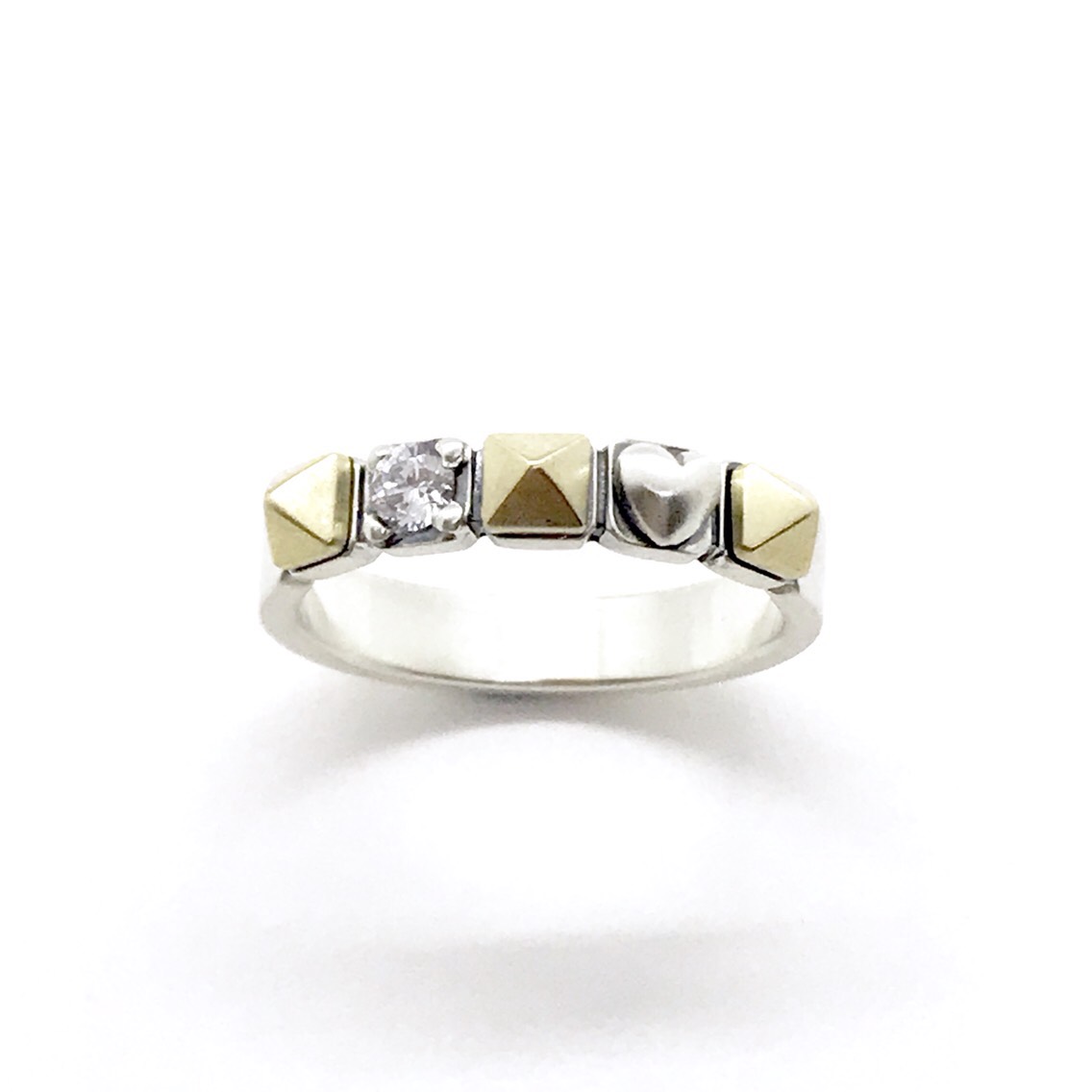 スタッズとハートの指輪/Log047