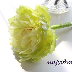 大人気♡グリーンのピオニー （芍薬）　フラワーペン　~母の日やお礼、ちょっとしたプレゼントに~ 1枚目の画像