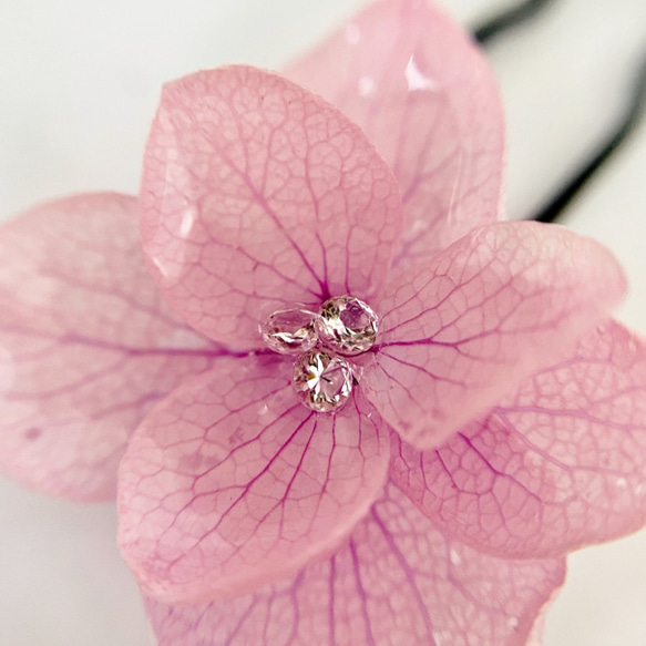 【現品売り】[ピンク]紫陽花とキュービックジルコニアのヘアピン(Uピン) 5枚目の画像
