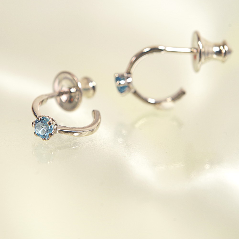 【シルバー925】  ベビーリングの天然石ピアス アクアマリン 3月の誕生石　現品