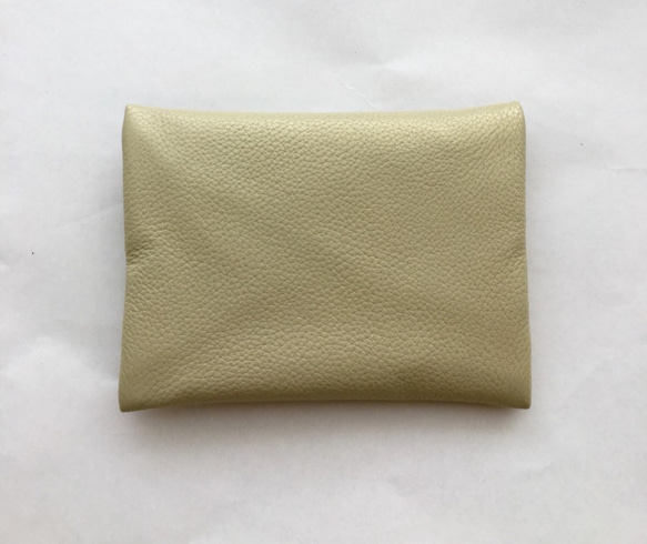 意大利皮革紙巾盒（珍珠米色） 第3張的照片